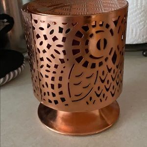 Bath and body candle holder